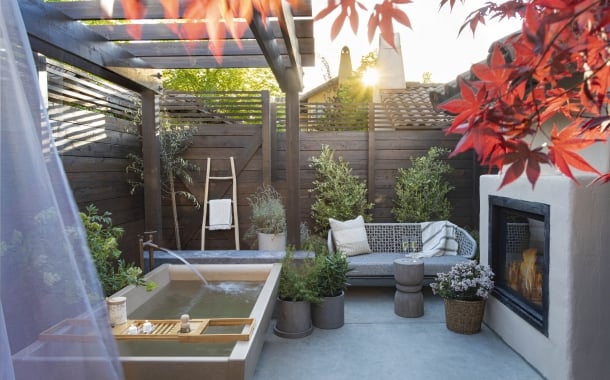 Cottage King Suite with Outdoor Tub